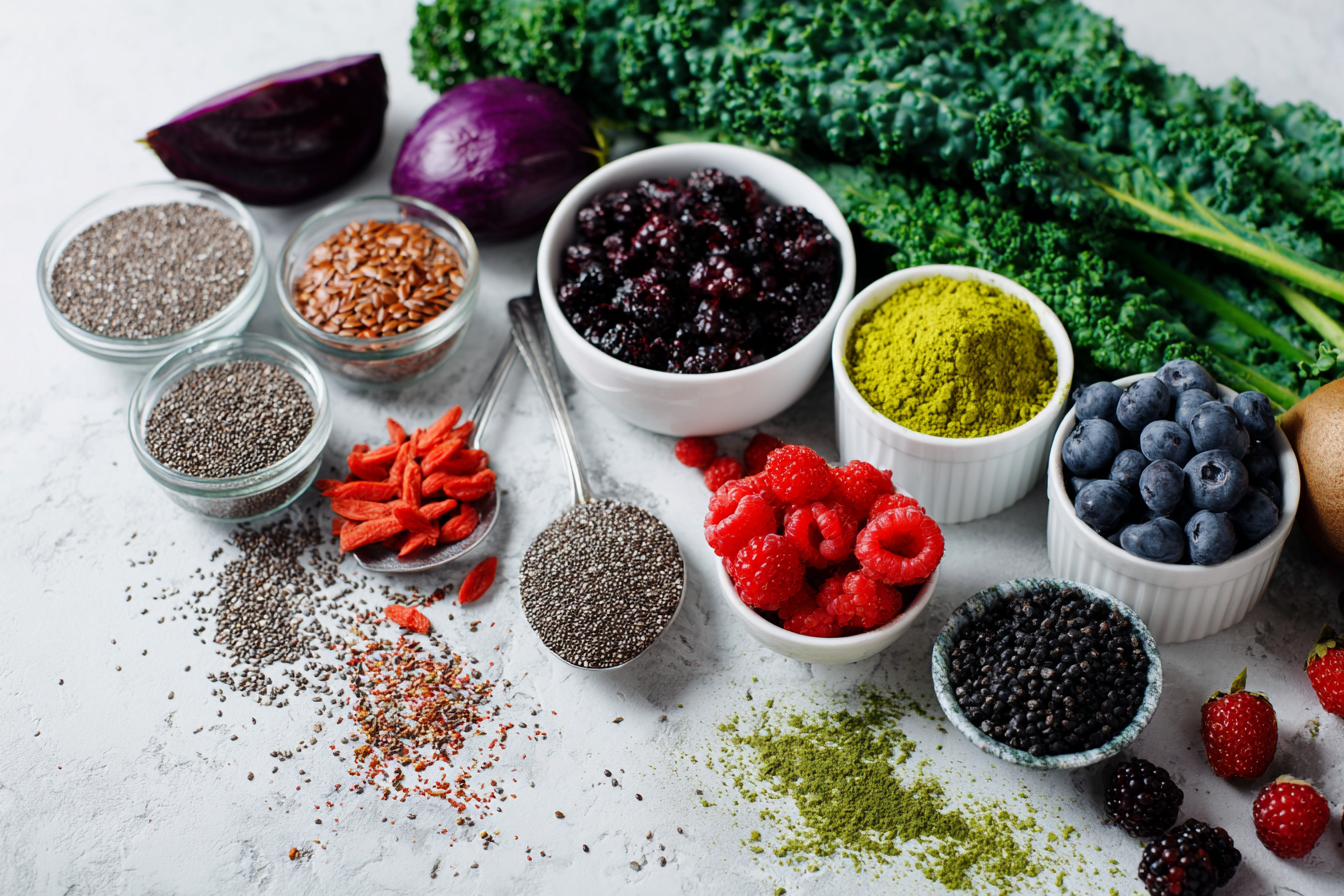 Зелень и суперфуды для энергии, обмена веществ и повседневного самочувствия