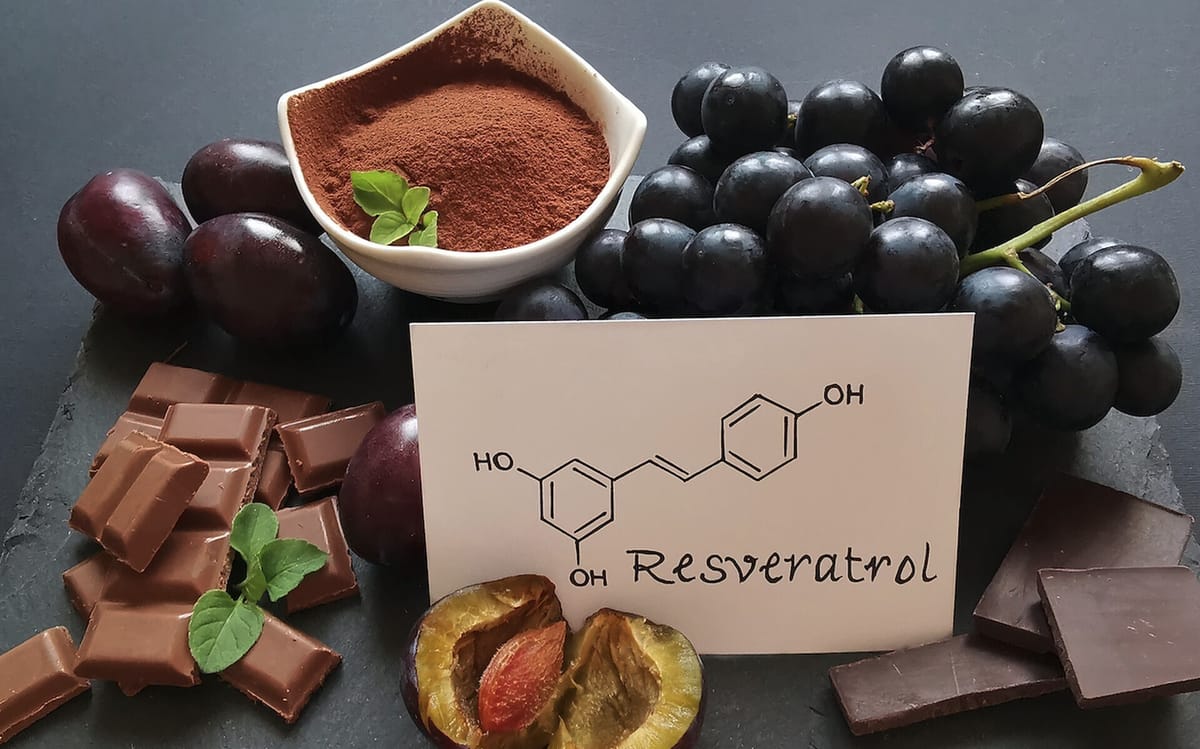Ресвератрол в питании и долголетии: как поддержать организм без крайностей