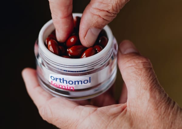 Немецкие витамины Orthomol при климаксе: как поддержать организм в период гормональных изменений